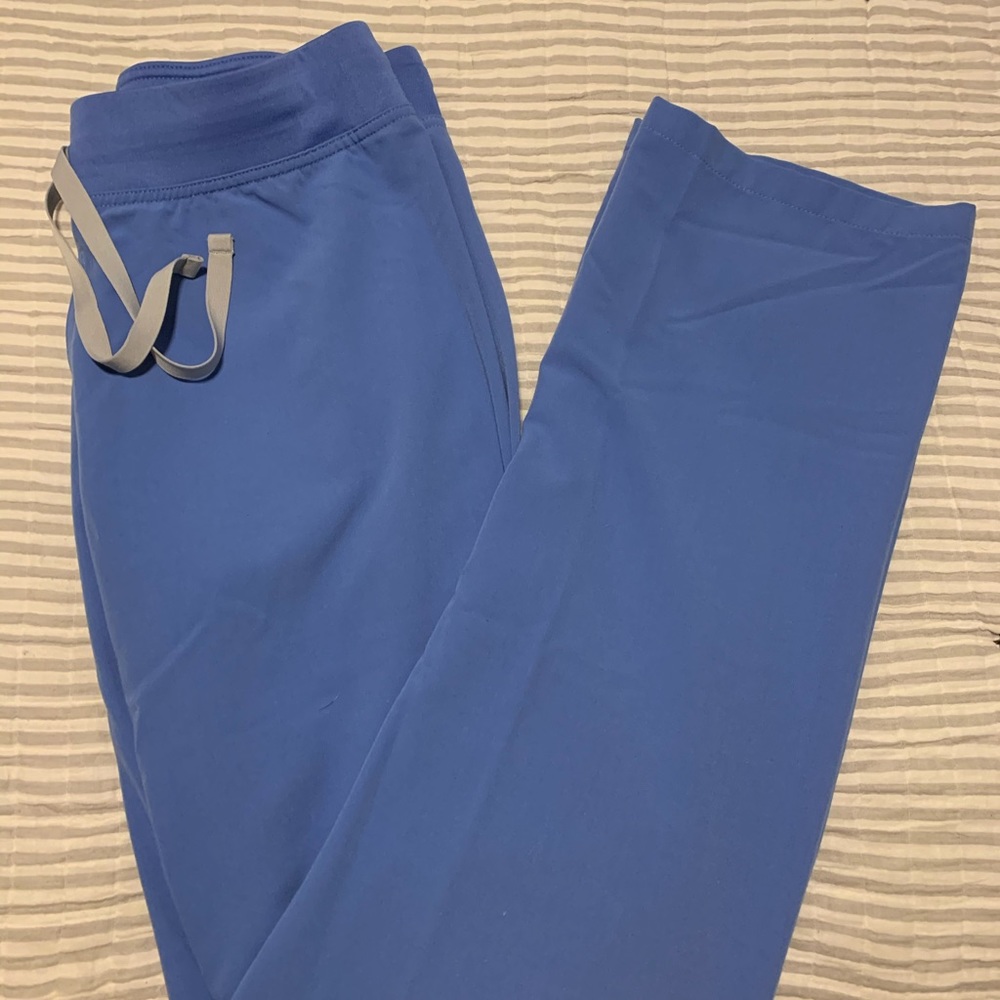 FIGS Basic Scrub Pant in Ceil Blue